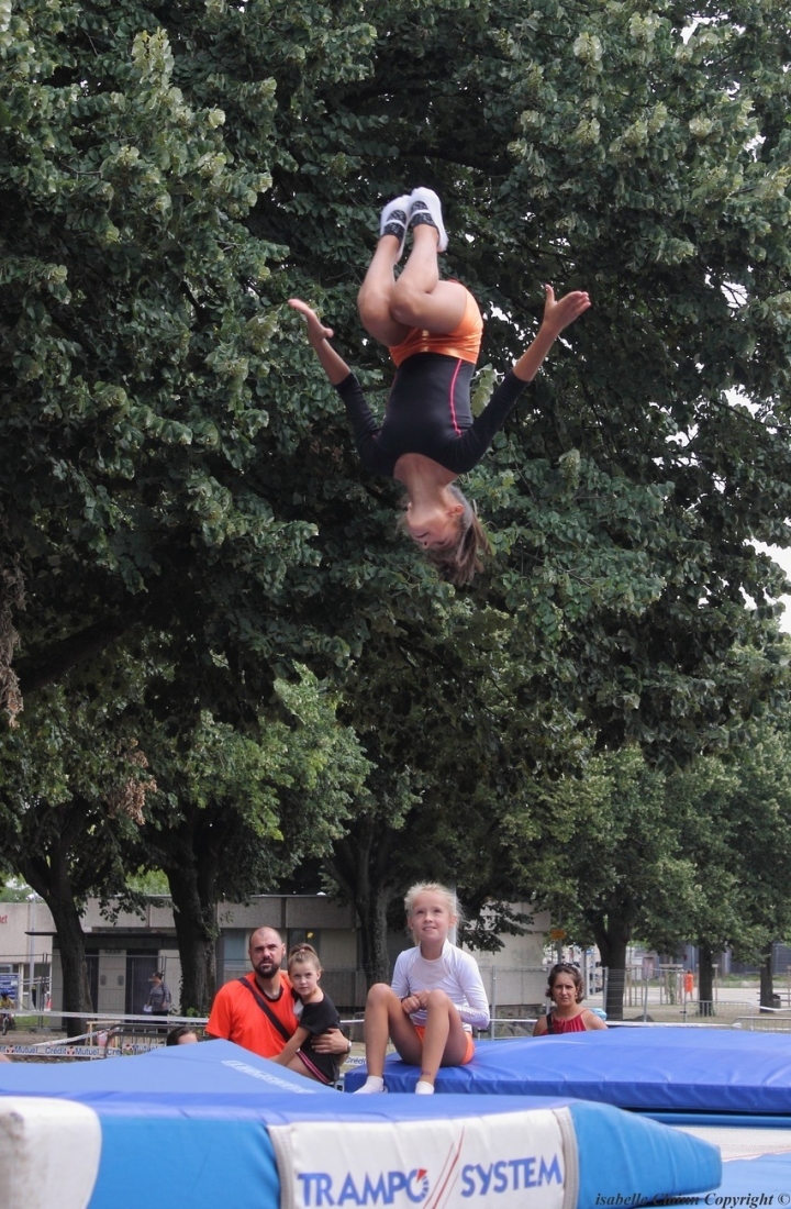 trampoline 6 f2p.JPG