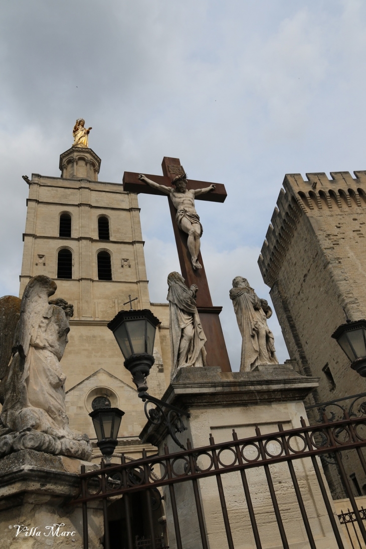 Jésus et la ste mère.jpg