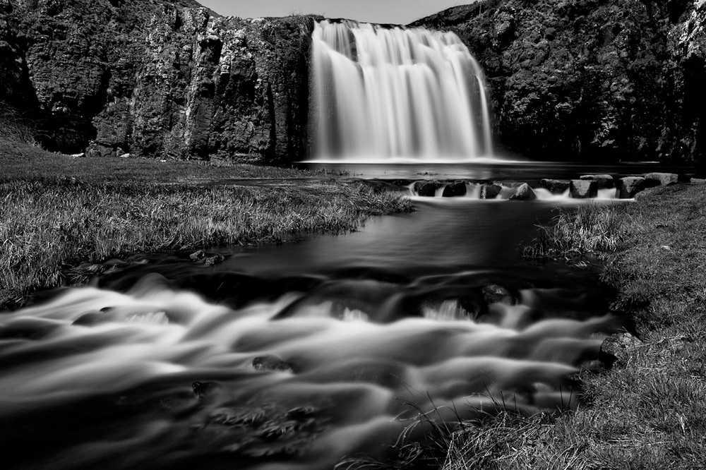 cascade.jpg.57bf5cdd2566e9449405272f9e410b11.jpg