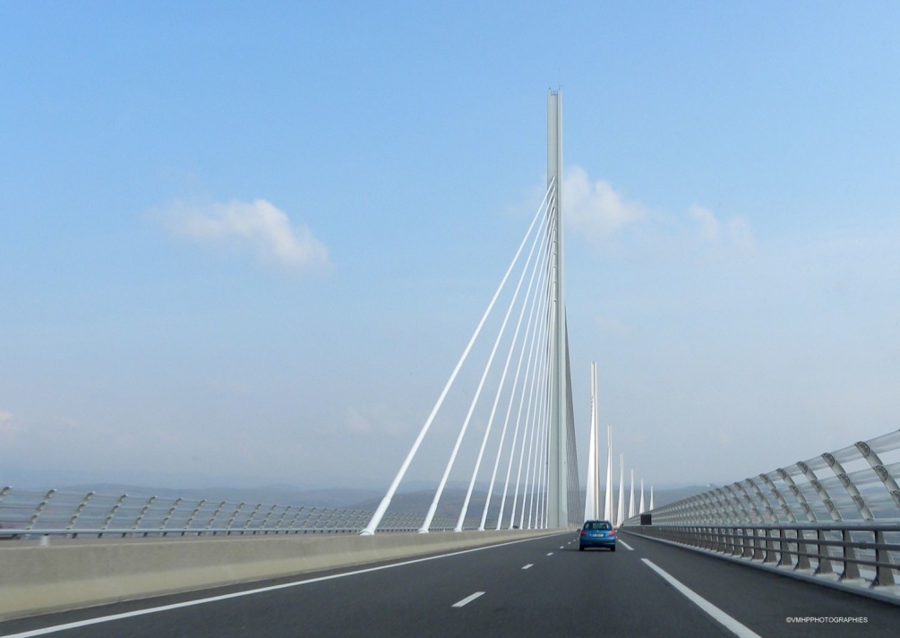 Viaduc de Millau (9).JPG