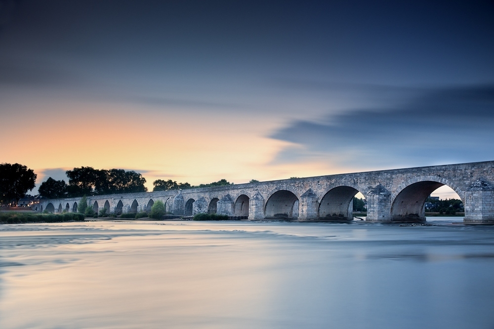 beaugency le pont.jpg