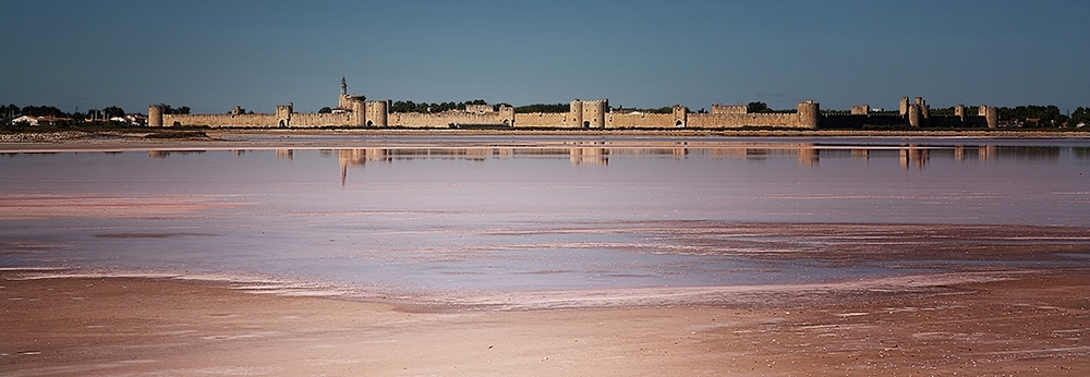 Panoramique d'aigues mortes