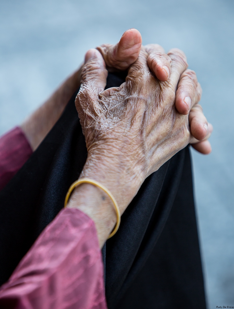 26-03-2017 Portrait de main REDUC-1.jpg