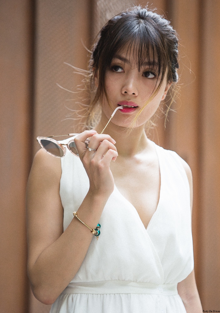 03-09-2017 La fille au lunette REDUC-3.jpg