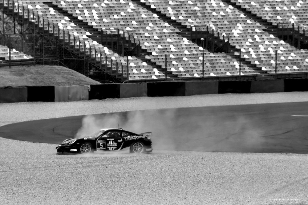 porsche hamon-martins V2.B&W.JPG