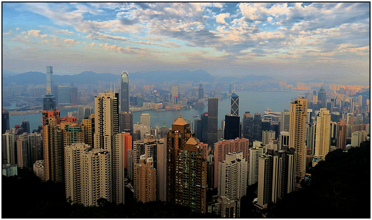 5a330024a1386_hongkong-building-0.jpg.68297d8cdc94073ef2f5c063e86a9d20.jpg