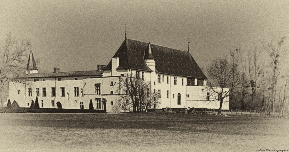 chateau de la Bastie.jpg