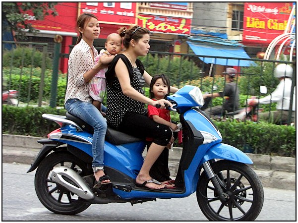 vietnam-motobike-114.jpg.efb49f58d1f43f5efe6e3c90c9395ac1.jpg