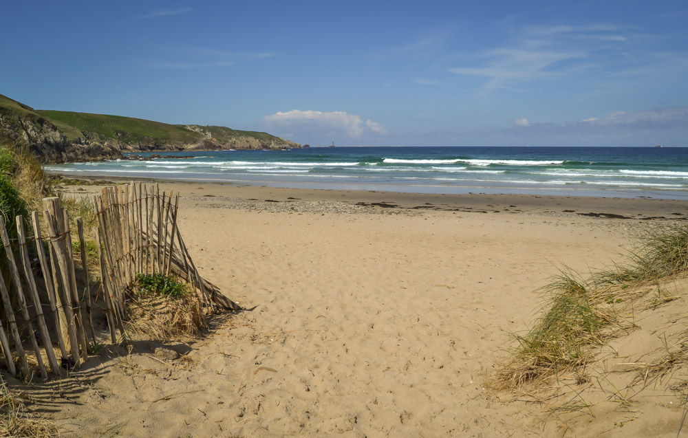 plage.jpg.70a7234a94cc4b4113de74c14f3b924e.jpg