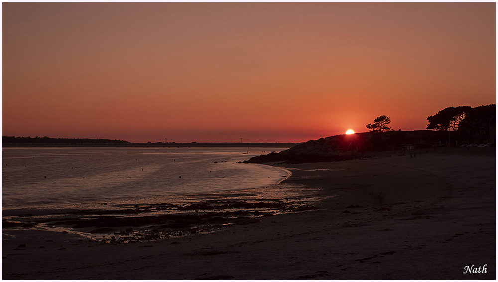 1006842584_Coucherdesoleil_2.jpg.0dfab1e620ba7dbac8bfffb80ec0e2ef.jpg