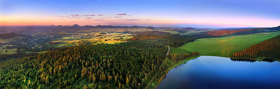 1793486800_PanoramaLacetPuy.jpg.d07d4e20696b47d3b68efe2c691542b9.jpg