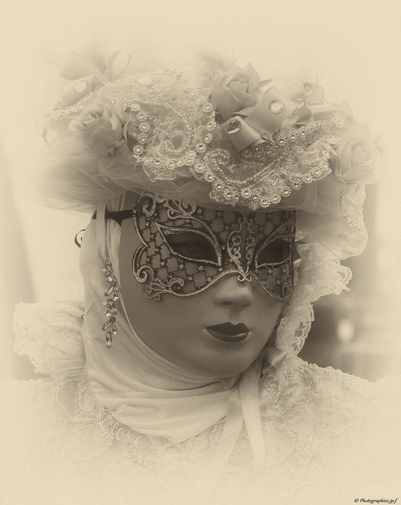 718590541_CarnavalediVeneziaFebbraio20186DxONB.jpgA.jpg.e064dc4c5fb38abd84a197b9d4191508.jpg