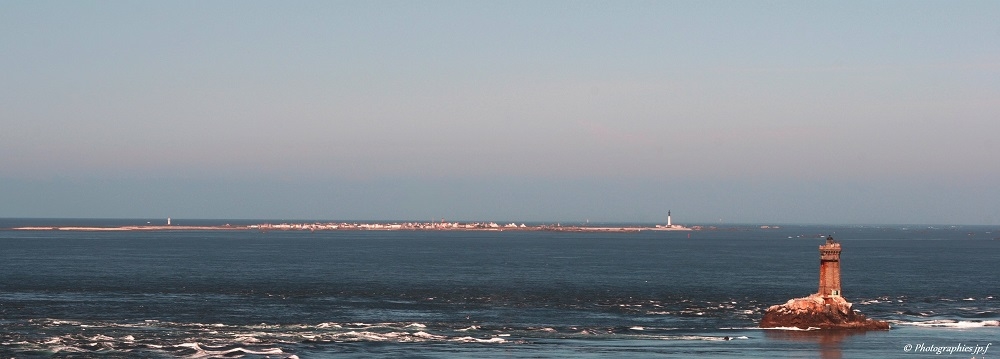 1379146893_IMG_0016_DxO_NikPharedeLaVieilleetlledeSeinA.jpg.beca1e59bbe901a488449f0993dc59c7.jpg