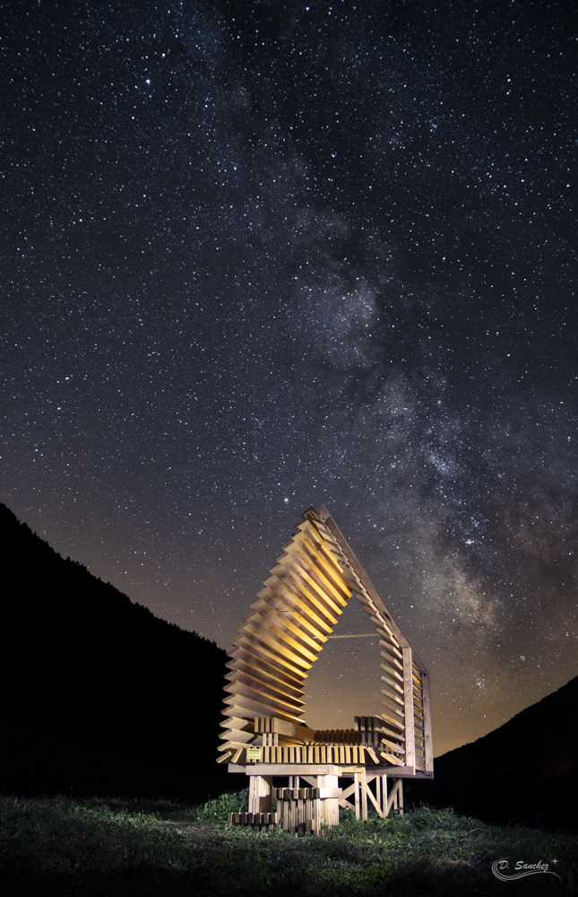 Cabane8_sky_Final_v2-3.jpg.f78aaa3636a41d56955b785fe094e557.jpg