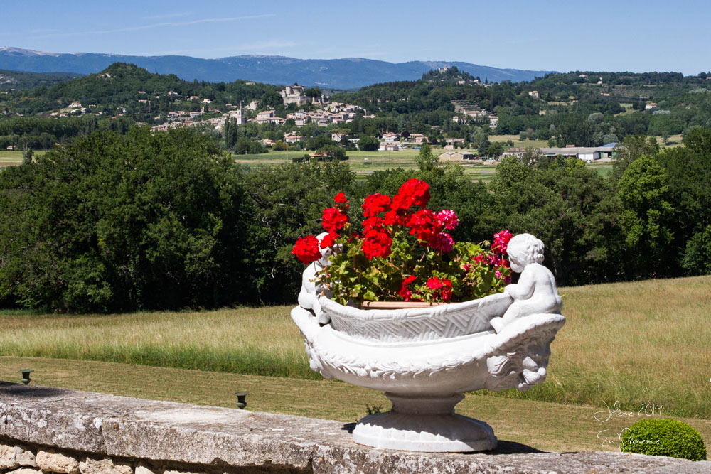 1250408673_2019enprovencemane.jpg.31e93fa5469a5f119d331900bff5dbe3.jpg