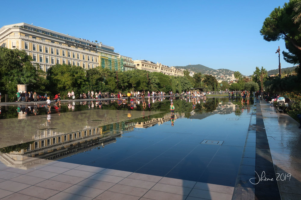 934692375_2019nicemiroir01.jpg.8ae32231ff3655593f50b8a1a1dd3a79.jpg