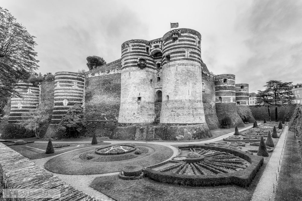 476835436_Chteau-Angers.jpg.8b844ca152ce6db89e63c4c132aa928c.jpg
