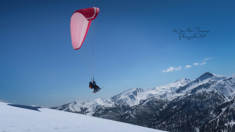 543411673_20190414lafouxparapente.jpg.08fc0aac05c757a557b6cc73d5a10bca.jpg