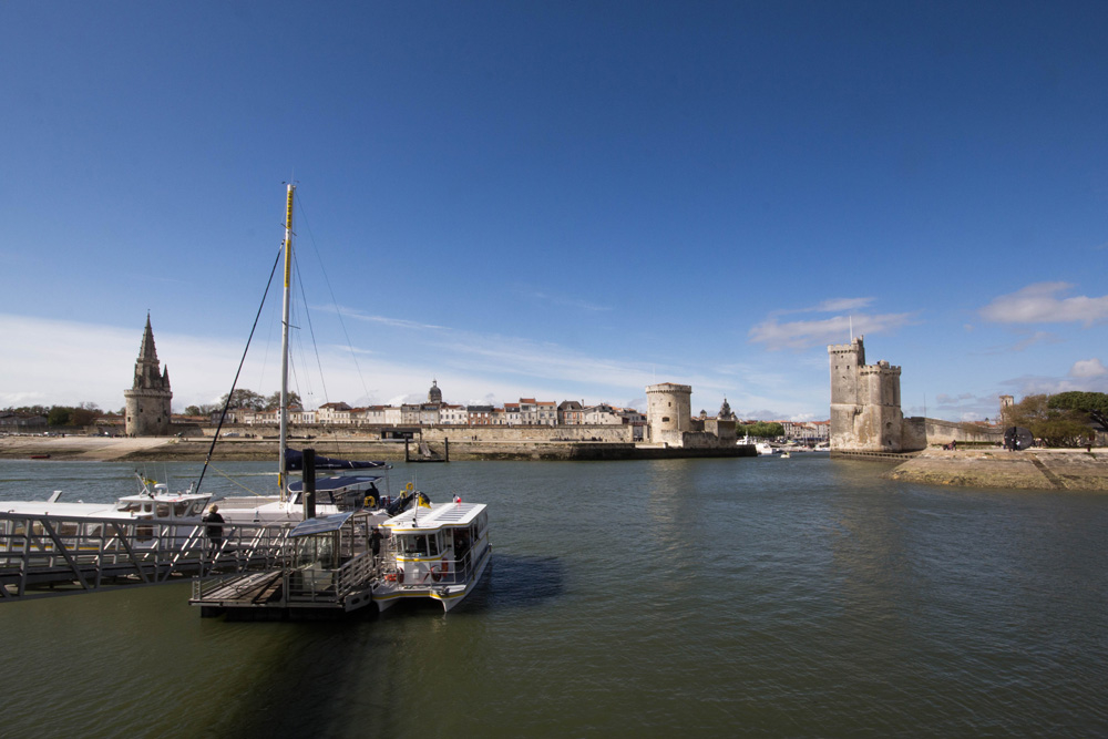 601236640_2012larochelle05c.jpg.e79f1725014319d80d7a09cb095227f2.jpg