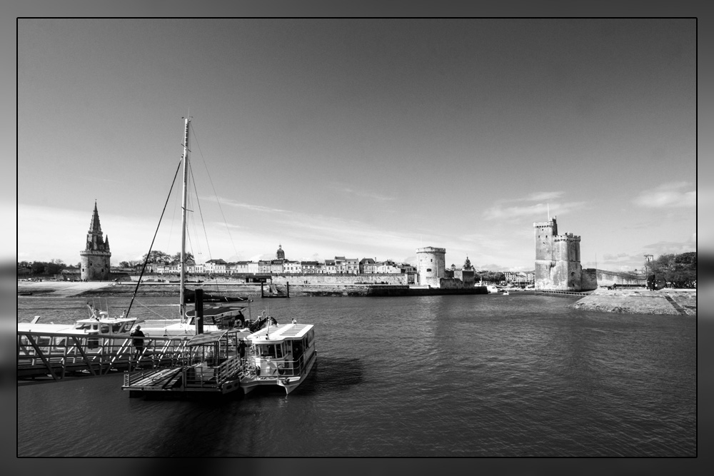 964346983_2012larochelle05.jpg.564b0ed5139ab9f31d6b22e848421c2f.jpg