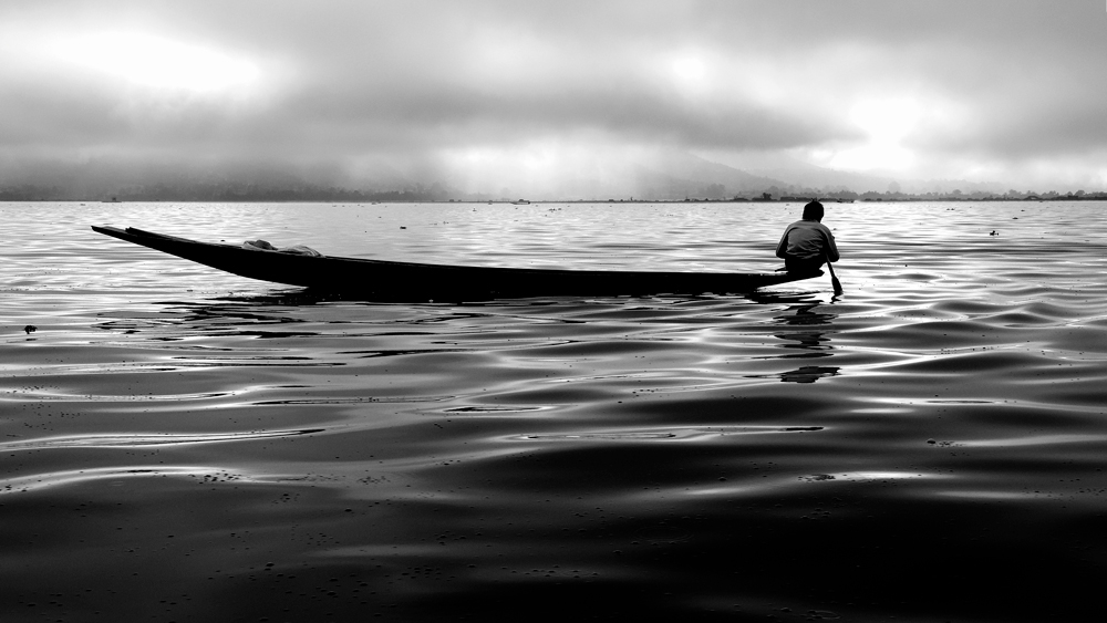 Bateau-lac-Inle-v4LR_DSC_0154_DxO.jpg.a90a9f025aa1d25a2d674a12eb1cdd4f.jpg