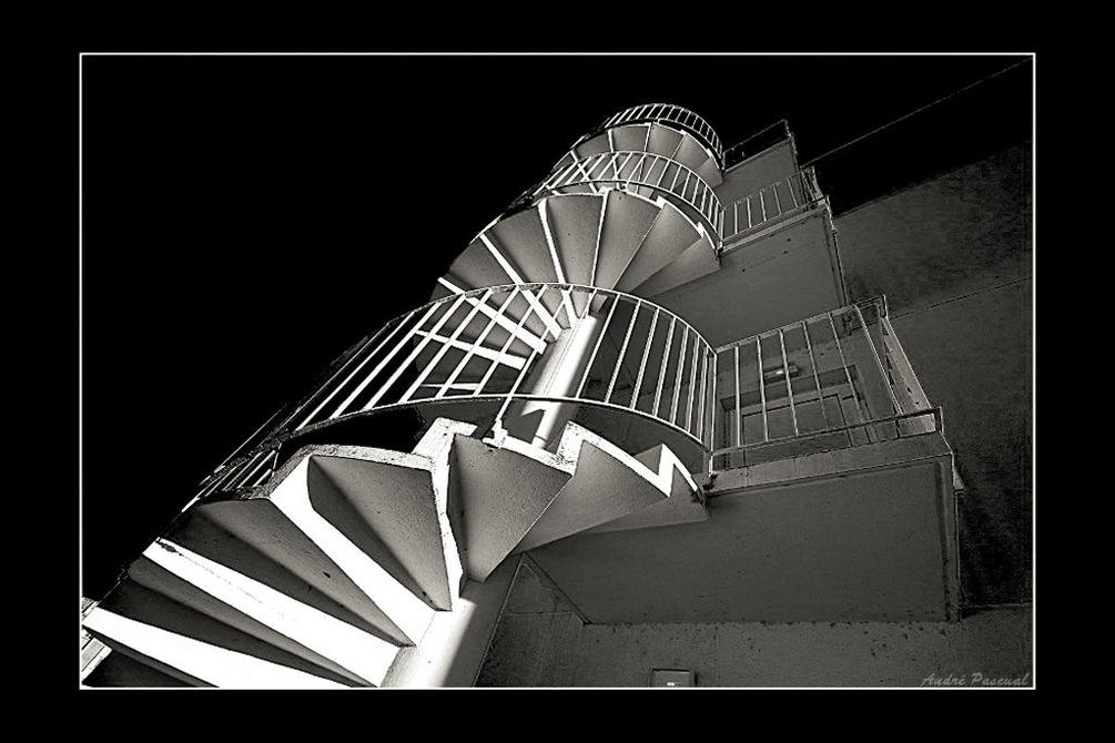 Escalier_1_1000_lzn1.jpg