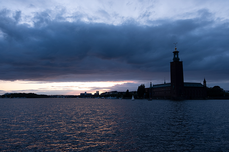 un soir au bord de l'eau