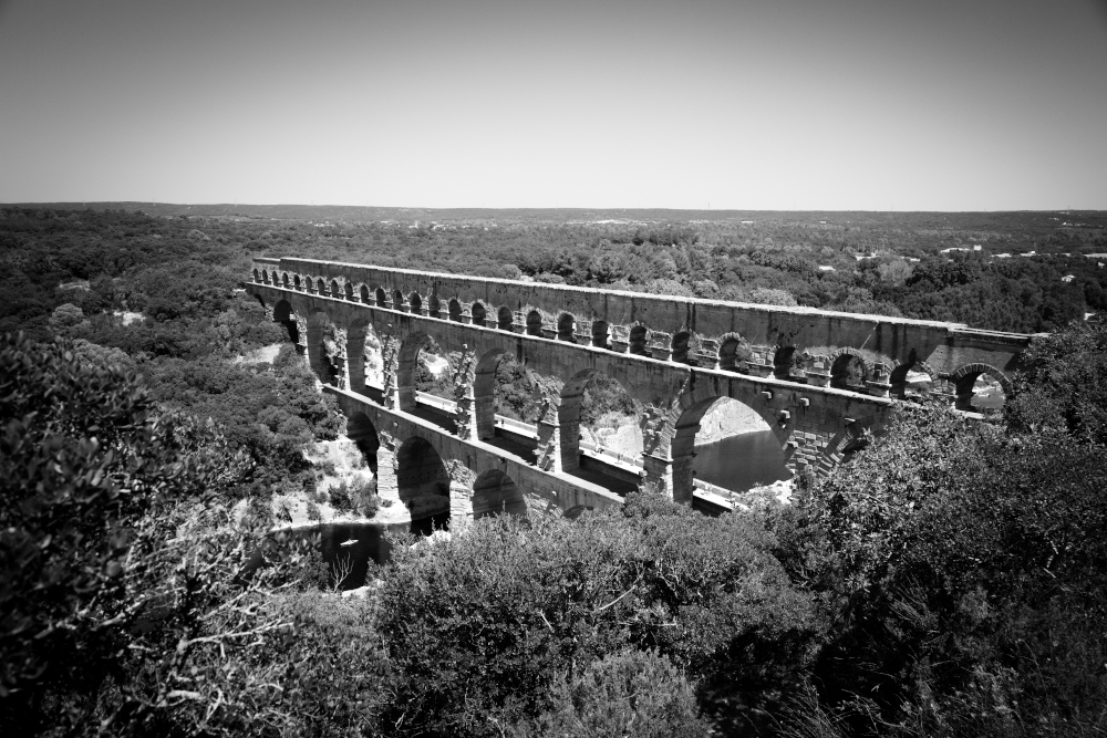 pontdugard1511NB.jpg.38e29bc206f02b0e6cb9479899ca5d18.jpg