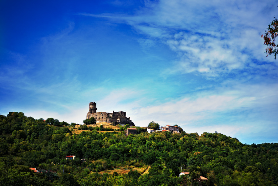 658228187_ChateaudeTournol.jpg.1d46c530ac8d485f714d33ebd90fc796.jpg