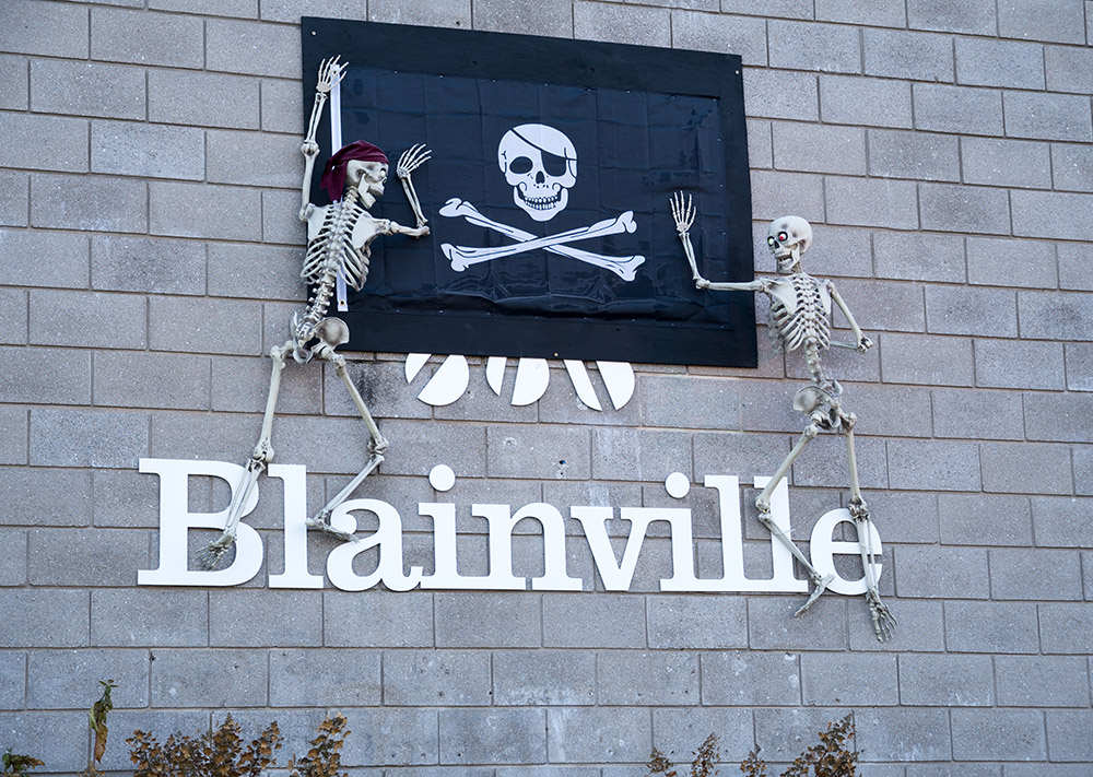 450008106_20201101HalloweenDSC00763web.jpg.5189f9b7085eb6230eb016acd9aa4858.jpg
