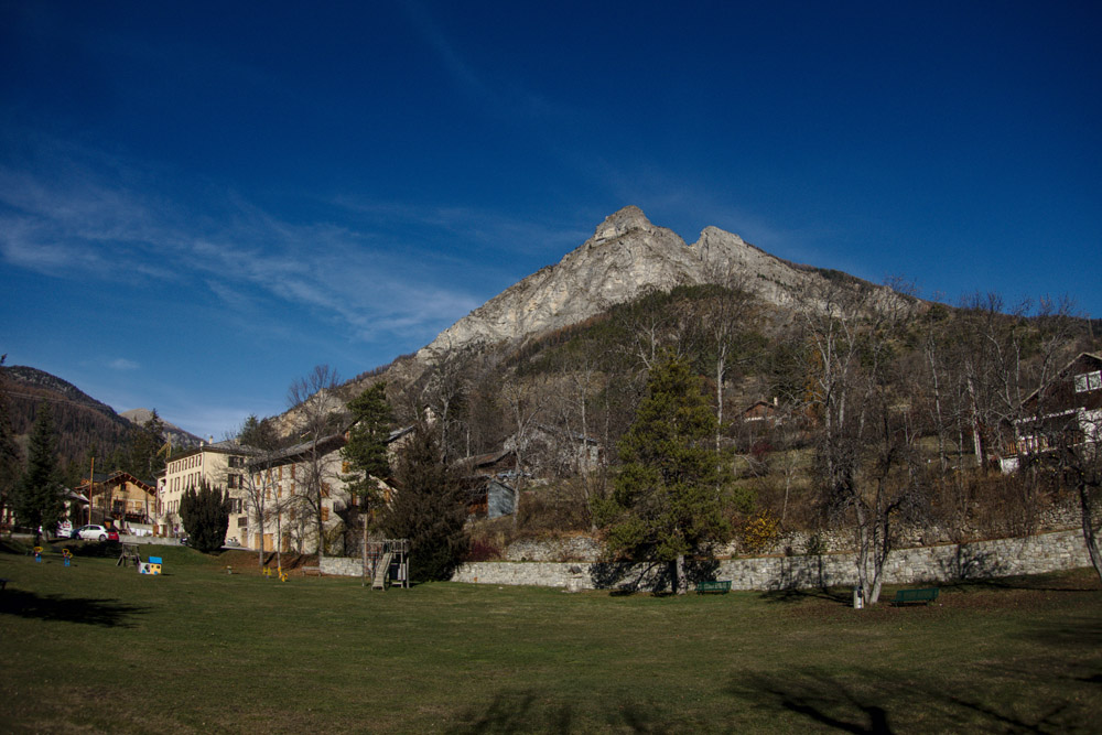 99992711_villarsparc.jpg.13e68f3a059bb0a793369c812583d469.jpg