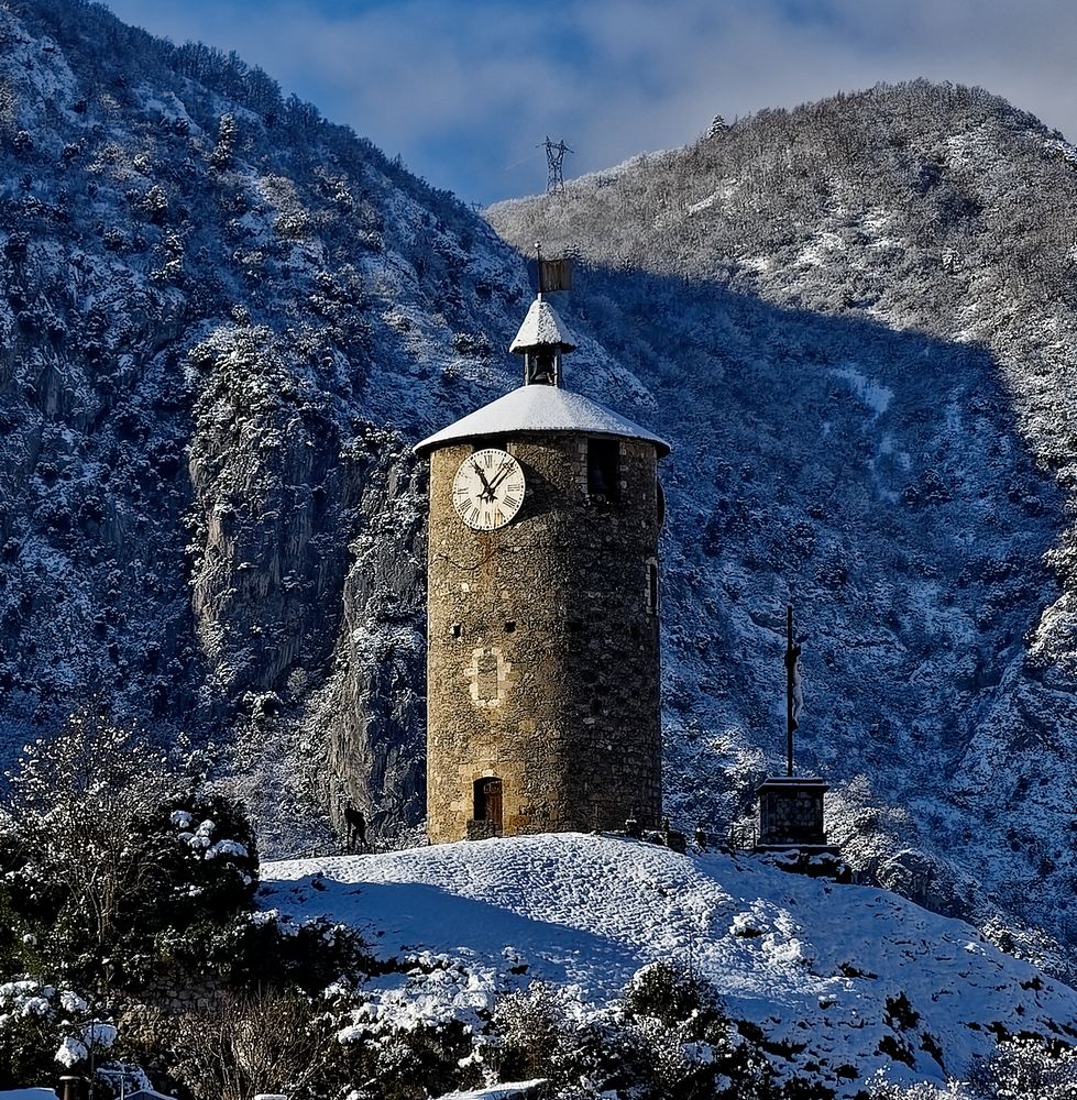 948437001_Tourdelhorloge.jpg.43292c94673be0451da14cea325132ee.jpg