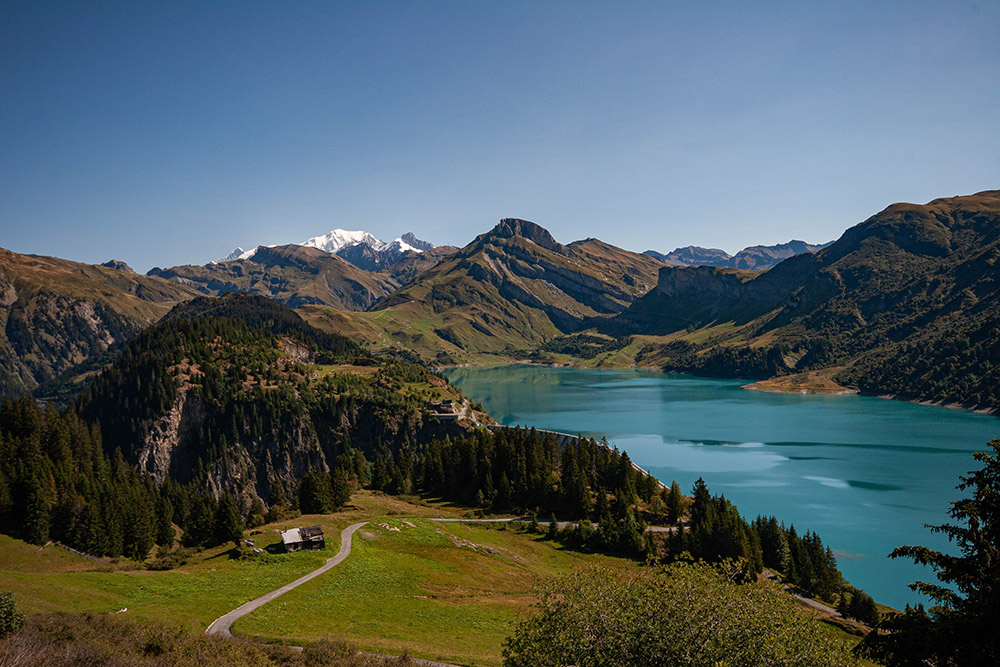 537669376_MontBlancdepuisBeaufortain.jpg.fecb16b90c6bf26bc3b5d0221f54bb74.jpg