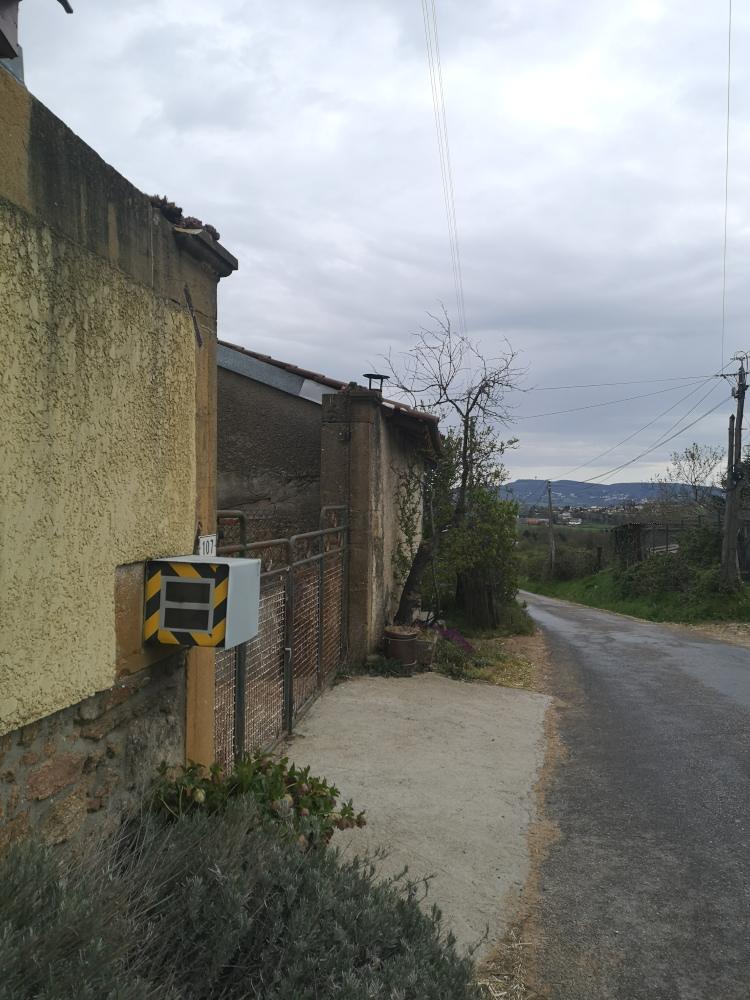 boite-radar.jpg.f970c75ebd20a1d5654e8a0fac75486a.jpg