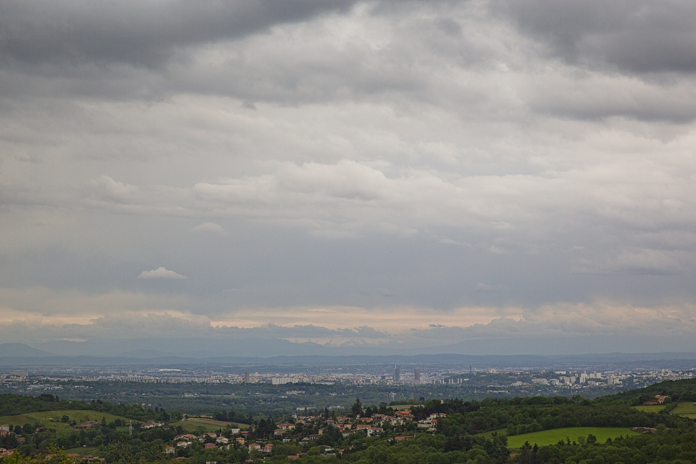 lyon0090.jpg.493ff18cf756acfb16c78ffd601289b4.jpg