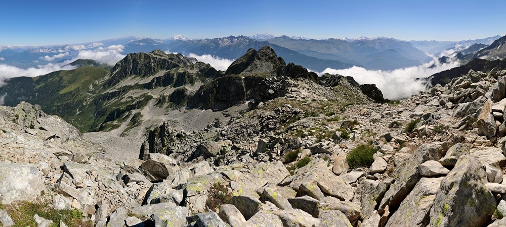 1933970540_Pano4.jpg.e6560331f49bc764f4cb28787fd67285.jpg