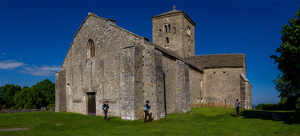 566041412_StMartindeLves.jpg.5c8bd62133170f9fb648499bd0ca9fd5.jpg