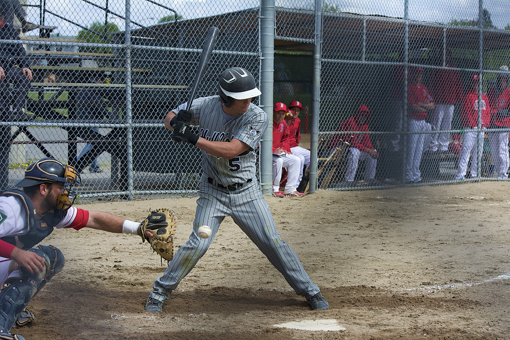 Baseballe130512_0336_1000.jpg.d226a4b968a83f9f99e53be558f3c392.jpg