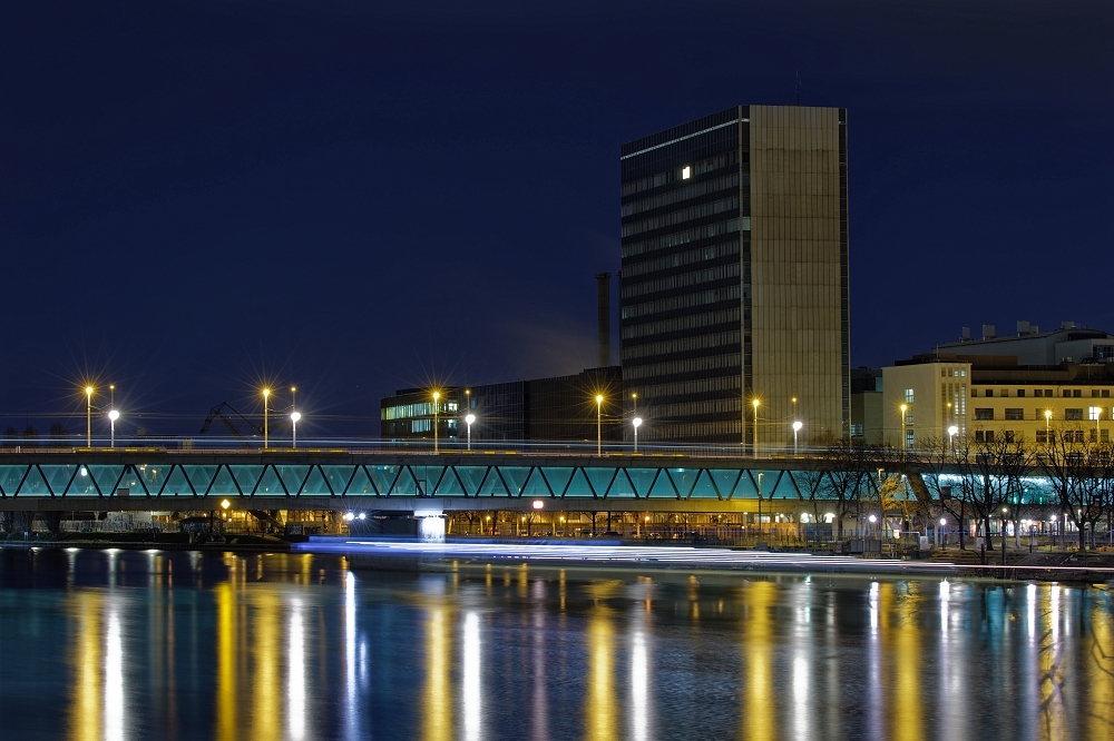 041A4690_DxO-border.jpg.85123948cb105719df13d30828987fbb.jpg