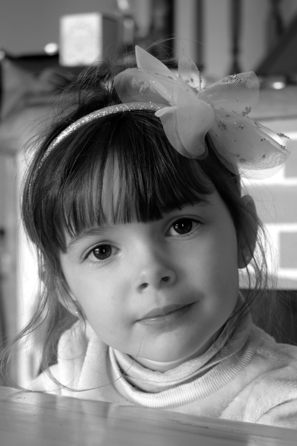 1404043369_portrait1.JPG.ab78499ef8b2f19a3ff57ceda715c792.JPG