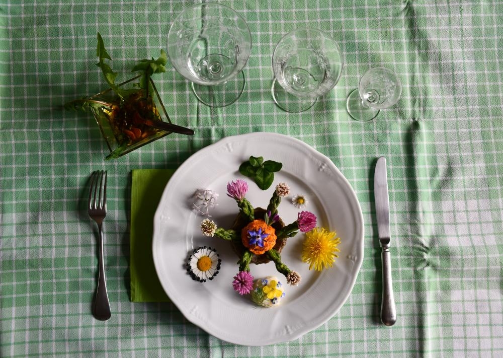 1823371889_assiette1.jpg.2a6e1690b9b8608aaab38ba395b75c90.jpg