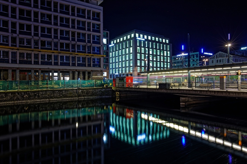 041A6535_DxO-border.jpg.e0effd3db85e59cc08a50fc8dc709739.jpg