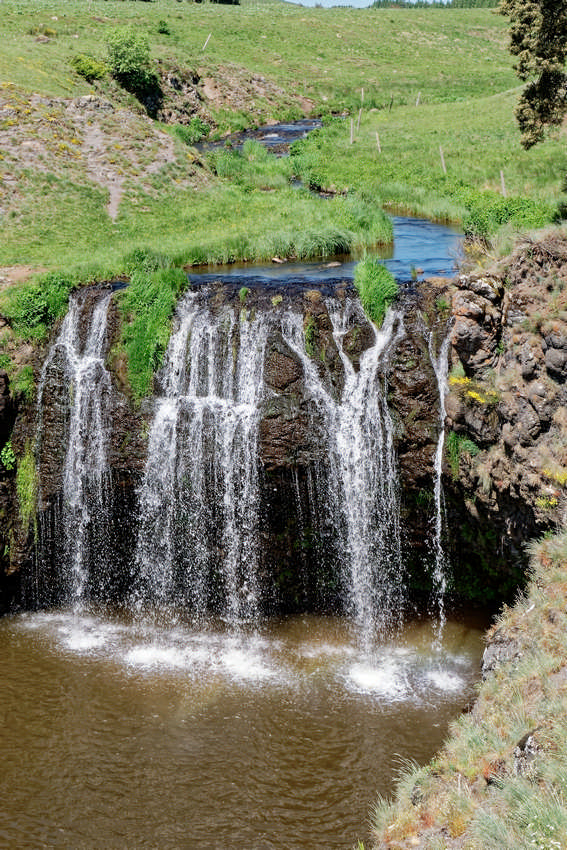 Cascade Des Veyrines 02.jpg