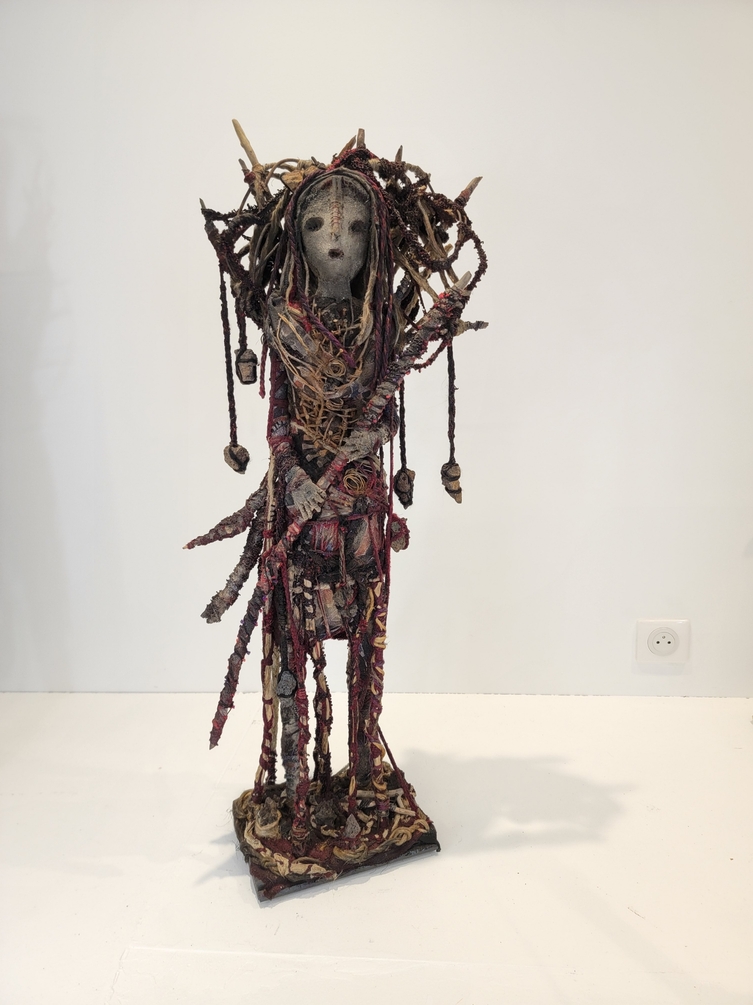173_Personnage_88x36x23_2022.jpg