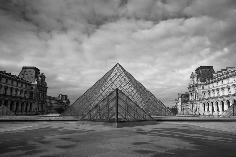 685246621_Louvrenb.jpg.7e1de2c72d56608c189b31ac7437f879.jpg
