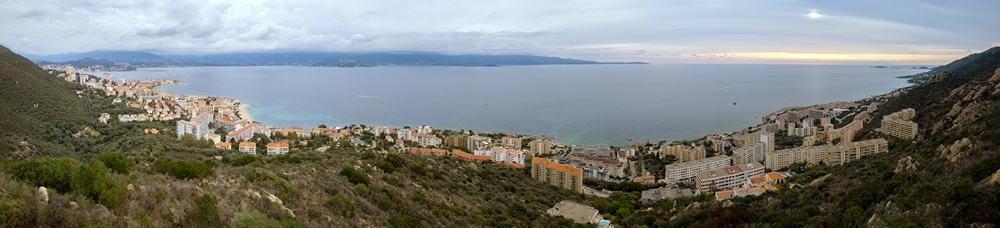 229553111_PanoramaAjaccio6imagesDJi_00450050.jpg.ad2718a4ccd7065d3b368ae5a16ea00e.jpg