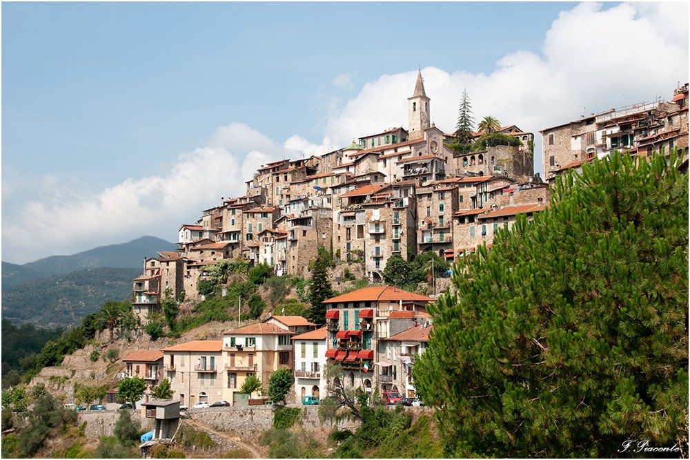 44-Apricale.jpg.4cd720f4c3783415f464dcd492b89f61.jpg