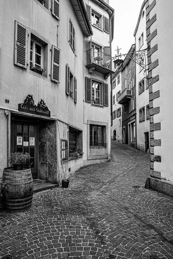 sion-3.jpg.b4654a7f82ae9cd80609f47d325c1bb3.jpg