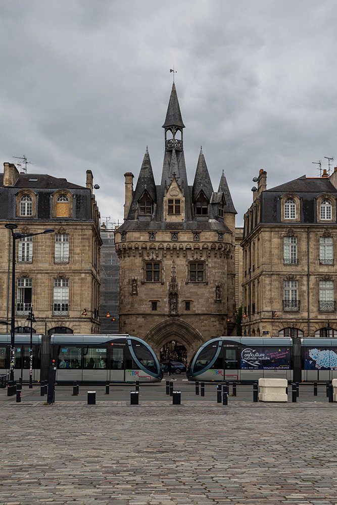 bordeaux02.jpg.9e9868a052e19804d55f3f2c0efd2b75.jpg