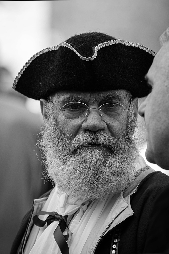 lenotable.jpg.4e79d4f12faf8edab470e3a4fc91f452.jpg